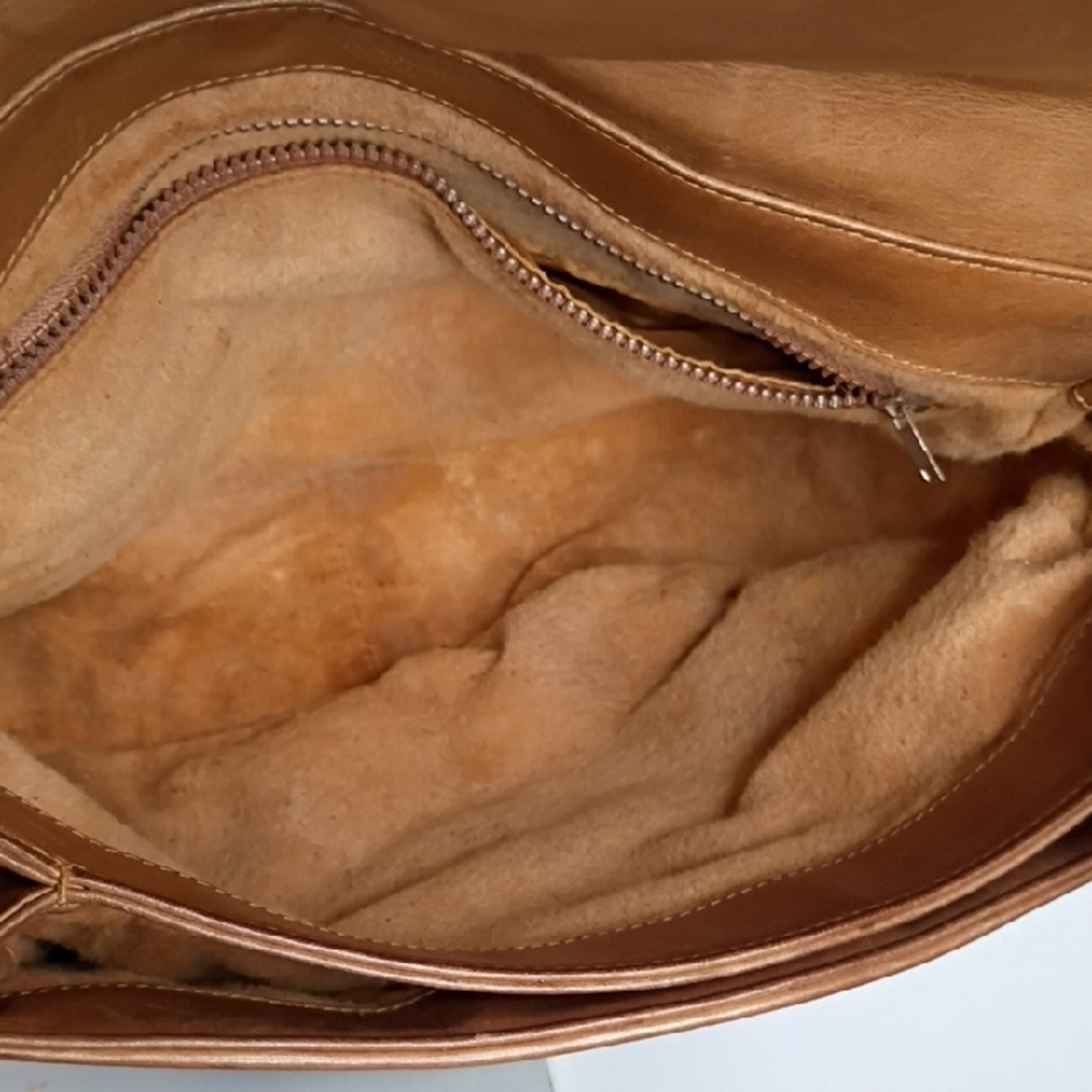Gucci Brown and Tan Monogram Crossbody Bag - Picture 14 of 15